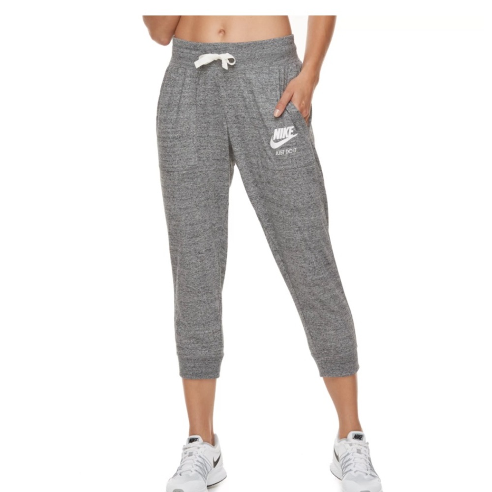 Nike Women's Gray Jogger Crop Pants